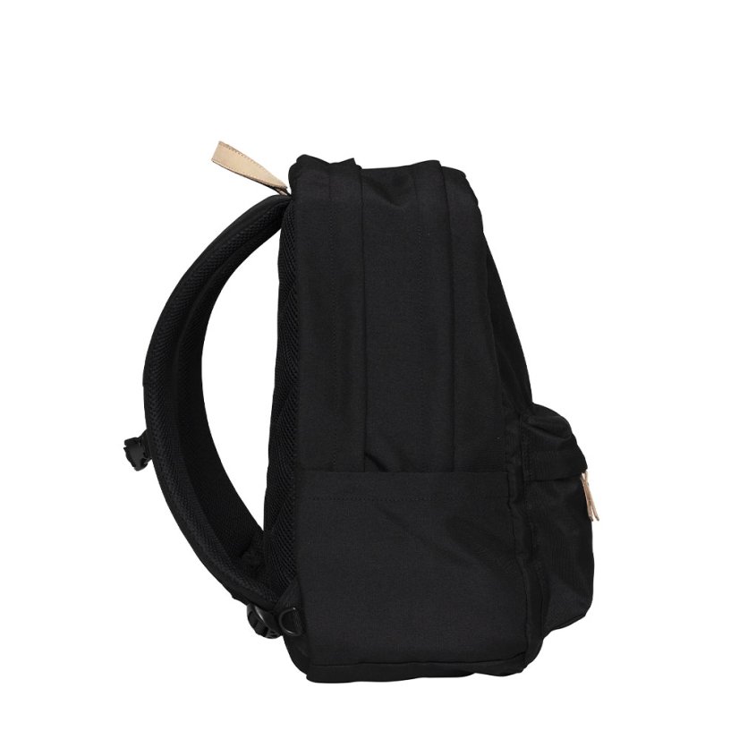 Batoh City Dusty Black 30l BECKMANN