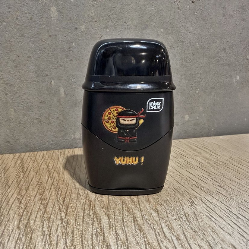 Guma se strouhátkem YUHU Black