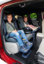 Auto podnožka pro děti KneeGuardKids 4