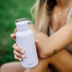 Nerezová fľaša EQUA Timeless Lilac 600 ml