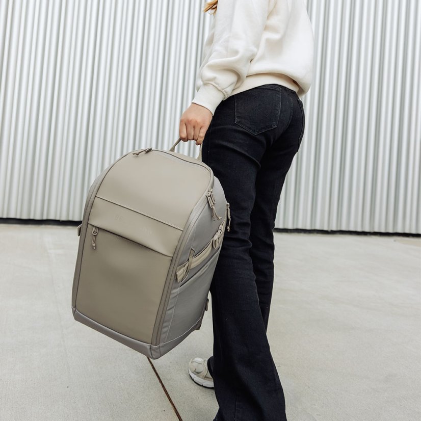 Batoh Street BOLD Warm Grey BECKMANN
